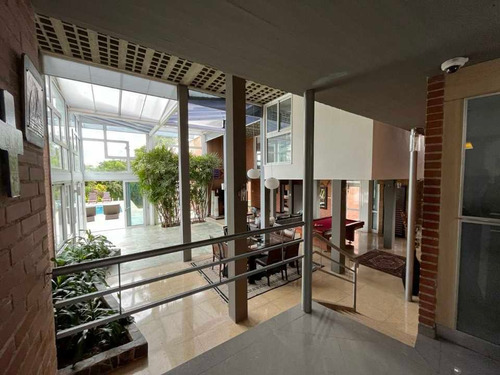 Imagen 21 de 30 de En Venta O Alquiler Casa 1000m2 11h/10b/11p La Lagunita
