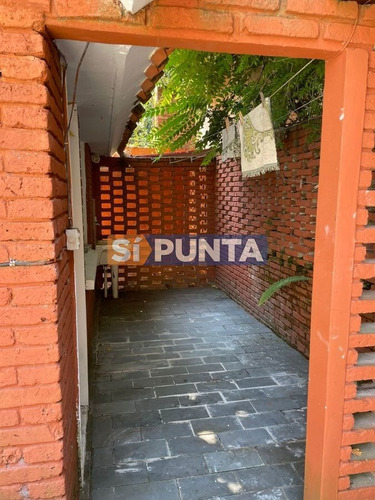 Imagen 19 de 30 de Casa En Venta - Cantegril