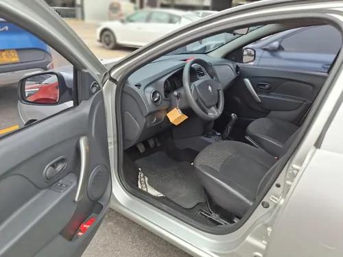 Renault Logan 1.6 Authentique / Life