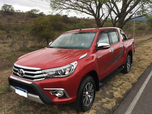 Toyota Hilux Srx 2017 Automática 4x4 Tope De Gama Camionetas