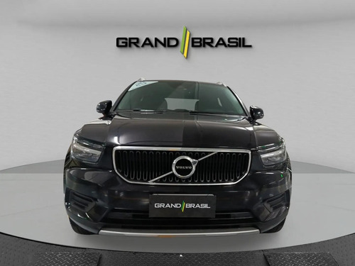 Volvo XC40 Volvo XC40 2.0 T5 Momentum AWD