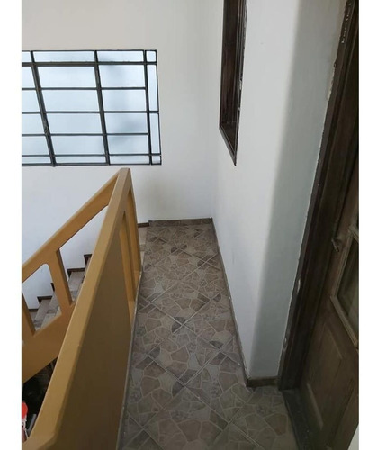 Casa De 3 Dormitorios Crespo Al 600 Excelente
