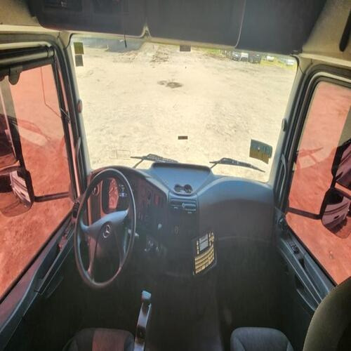 Mb Mercedes Axor 2041 Ano 2019 4x2 Teto Alto