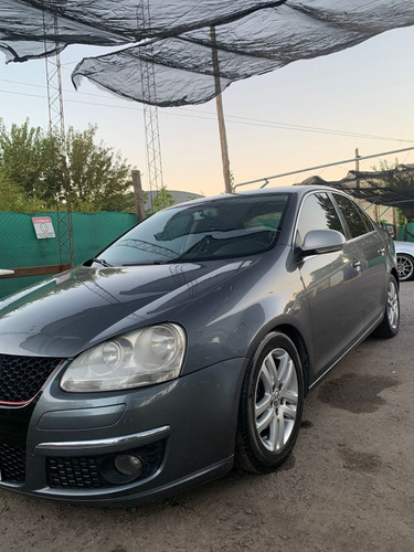 Volkswagen Vento 2.5 Advance 170cv