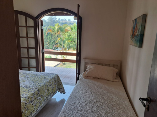 Linda Chácara Ao Lado Do Clube Do Porta Do Sol, Casa Toda Avarandada Com Muito Lazer