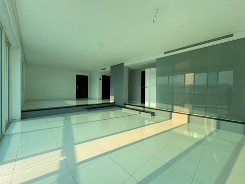 Solo Clientes Se Alquila Apartamento 243m2 Edif. The Loft Urb. Las Chimeneas