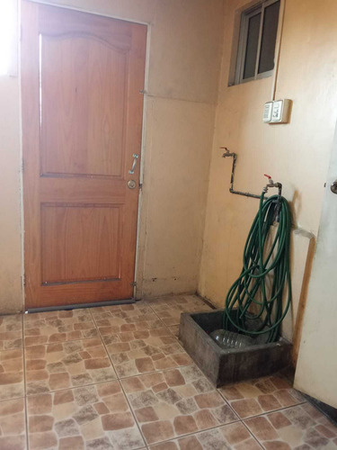 Vendo Cómoda Casa En Conchalí (95782)