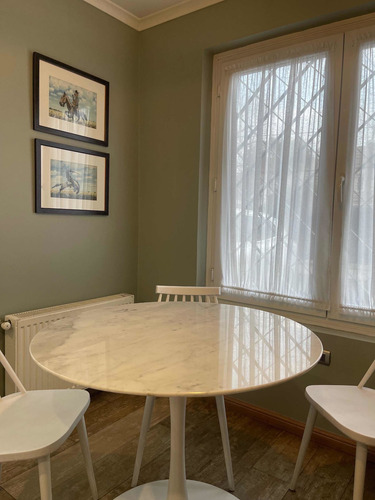 Mesa Comedor Tulip 100 Cmts Mármol Carrara / Kubus