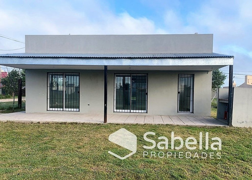Imagen 4 de 9 de Venta De Casa 2 Dormitorios En Ringuelet, La Plata.
