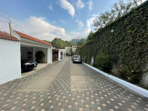 Imagen 28 de 30 de Vendo Hermosa Casa, Excelente Diseño Con Finos Acabados De Madera