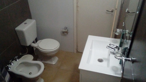 Departamento Por Dia A 50 Mts De La Fundacion Favaloro