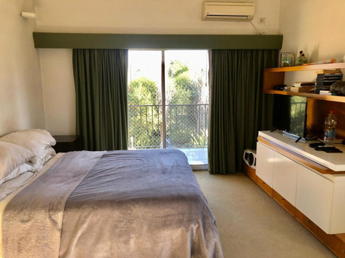 Casa En Venta En Barrio Santa Ana Moreno