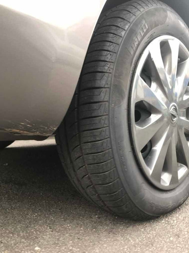 Nissan Versa 2014 1.6 16v Sv Flex 4p