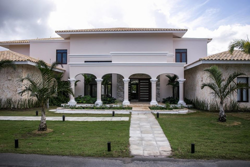 Imagen 12 de 14 de Villa En Venta En Punta Cana, 5hab, Vista Al Campo De Golf