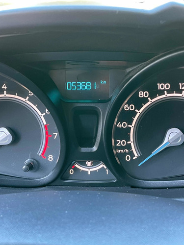 Imagen 11 de 15 de Ford Fiesta Kinetic Design 1.6 Se Año 2018 Único Dueño