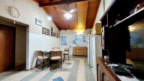 Imagen 7 de 18 de Venta Casa 4 Ambientes Con Cochera Y Patio!!