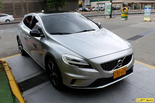 Volvo V40 2.0 T4 R-Desing Turbo