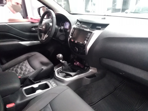 Imagen 5 de 7 de Nissan Frontier 4x2 Dc Diesel Le Mt