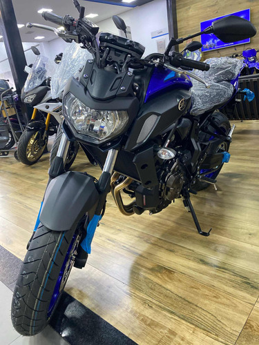 Mt 07 Abs