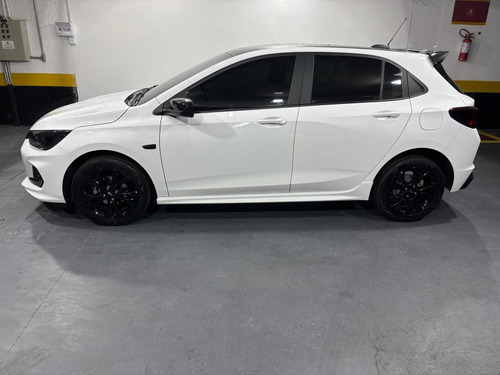 Chevrolet Onix plus Onix 10tat Rs