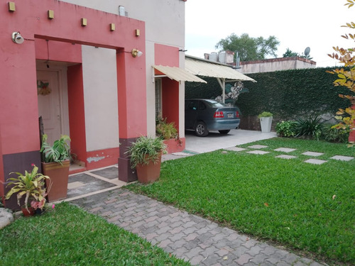 Casa En Famaillá Tucumán. Barrio El Cabildo 250 Viviendas