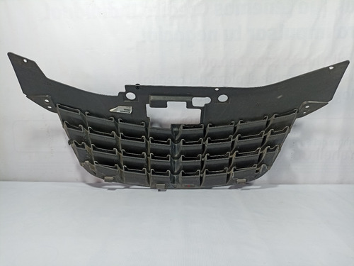 Parrilla Chrysler Cirrus 2.4 07-10 Original (Usado)