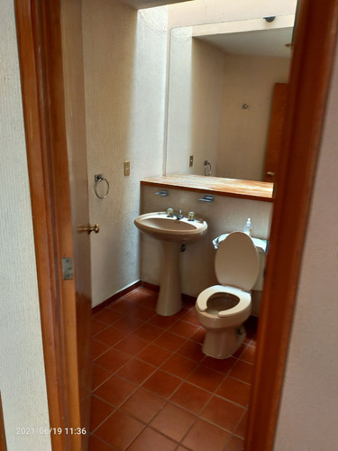 Imagen 5 de 17 de Casa En Venta 2 Plantas Col Calesa 2da Secc. Qro.