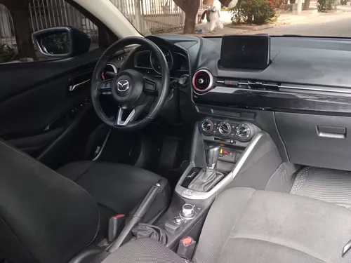Mazda 2 Modelo 2023, 19.000 Kilometraje