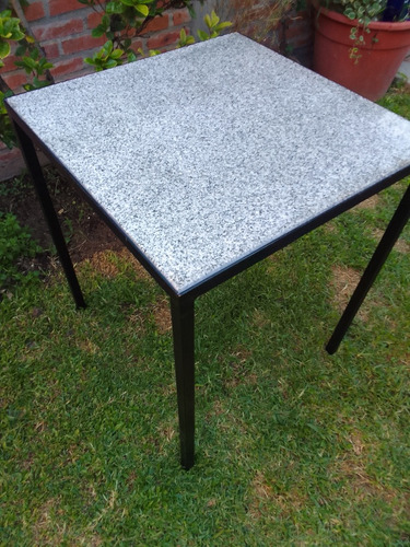 Mesa De Mármol Y Hierro 60 X 60 X 75 Ideal Para Exterior Bar Gris (Usado)