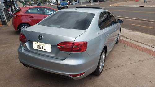 Imagem 5 de 8 de Volkswagen Jetta 2.0 Comfortline Flex 4p Tiptronic