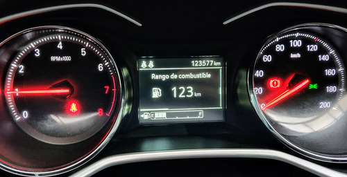 Chevrolet Onix Ónix plus LT techo Onstar