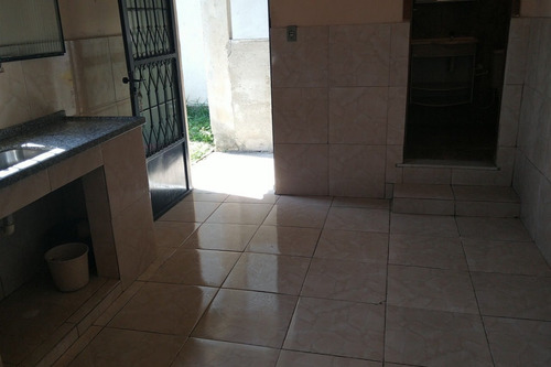 Imagem 3 de 12 de Casa Em Santa Cruz - Rio De Janeiro - 641