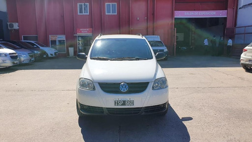 Volkswagen Suran 1.6 Comfortline 2010