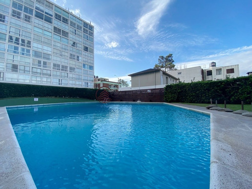 Imagen 28 de 30 de Venta De Apartamento 2 Dormitorios En Playa Mansa, Punta Del Este. - Punta Del Este Mansa