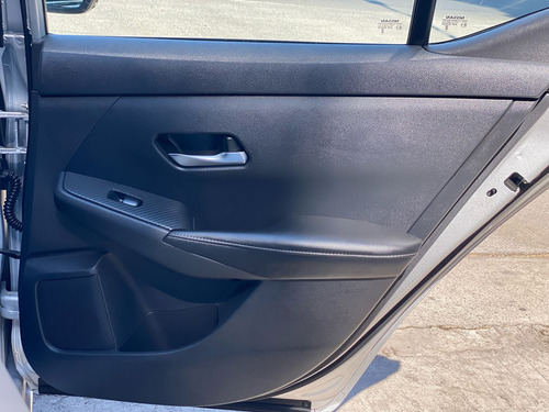 Nissan Sentra 2.0 Advance Cvt