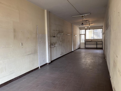 Imagen 7 de 12 de Venta Local - Saavedra