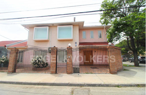 Casa En Barrio El Tenis