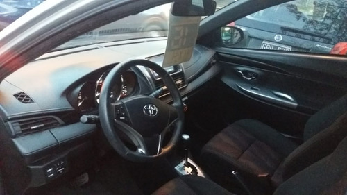 Imagen 7 de 11 de Toyota . Yaris Cvt
