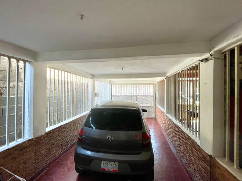 Casa En Venta En El Oeste De Barquisimeto Cod: 25-16698 Jpg