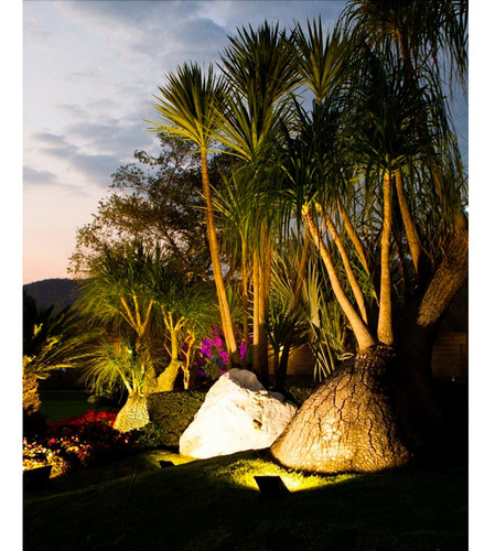 Imagen 9 de 10 de Reflector Led 10w 3000k Luz Calida