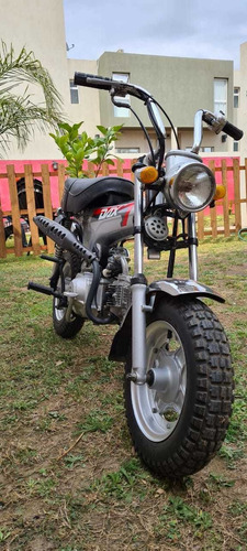 Honda Dax St-70