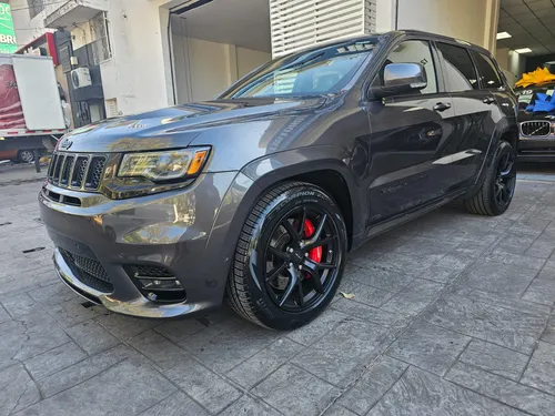 Jeep Grand Cherokee 6.4 Srt-8 At