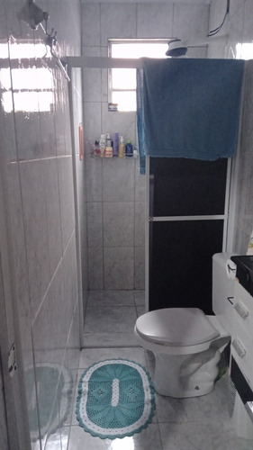 Casa1 São 4 Cômodos Casa2 São Dois Cômodos E 1 Banheiro