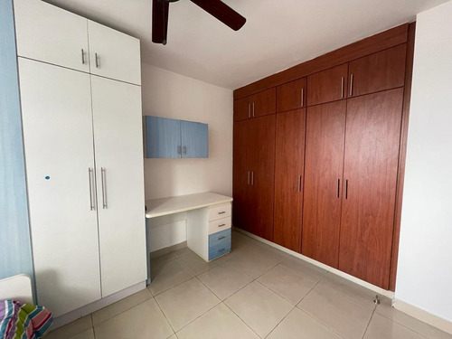 Imagen 9 de 14 de Hermoso Y Cómodo Apartamento En Obarrio D-0003