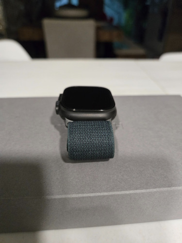 Apple Watch Ultra 2 Gps +celular Titanio 49mm Gris Oscuro Mesh Verde Oscuro Negro (Usado)