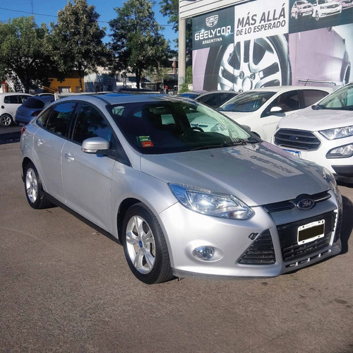 Imagen 7 de 9 de Ford Focus 4p 2.0l N At Se Plus 2015