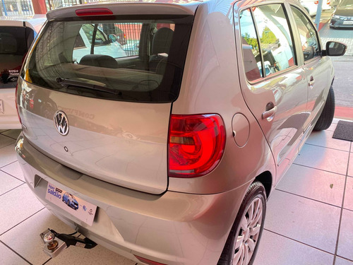 Imagem 2 de 12 de Volkswagen Fox 1.0 Mi Trend 8v Flex 4p Manual