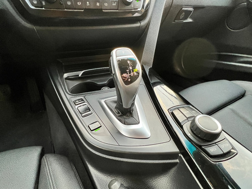 Imagen 12 de 25 de Bmw 320 I Sport 2.0 Twin Turbo 2017