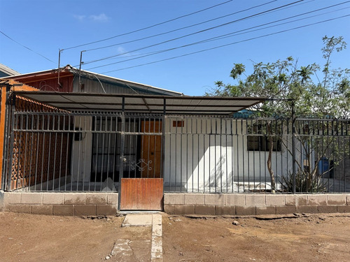 Se Vende Casa De 2 Dorm. 1 Baño, En Copiapó