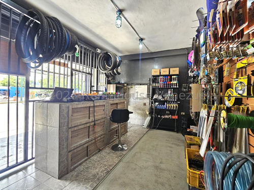 Local En Alquiler Con Gran Potencial Comercial!! Excelente Ubicación Alto Trafico! En Parroquia El Cuji, Lara#25-5106 Meo**